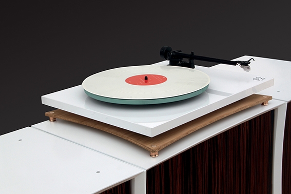 quadraspire-soundstage-rega-planar-3.jpg